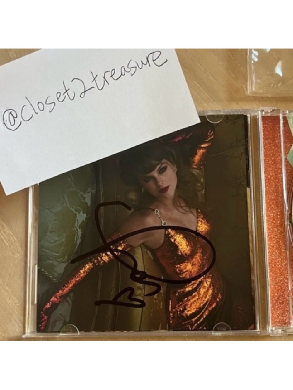 TAYLOR SWIFT *AUTOGRAPHED* The Life of a Showgirl CD + Hand Signed Photo #2